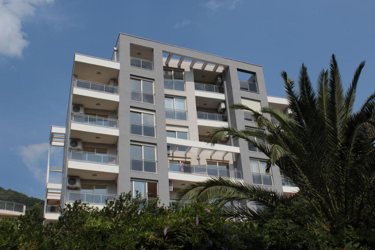 Olimp Lux Hotel Budva Buitenkant foto