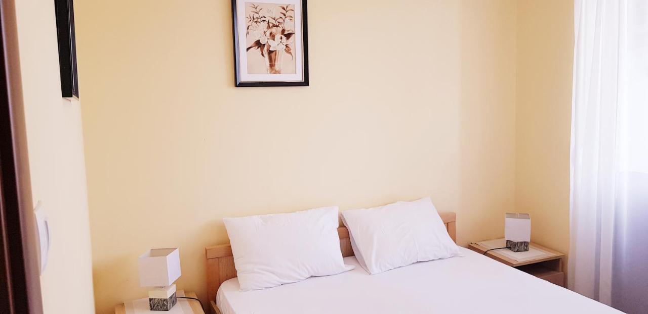 Olimp Lux Hotel Budva Buitenkant foto