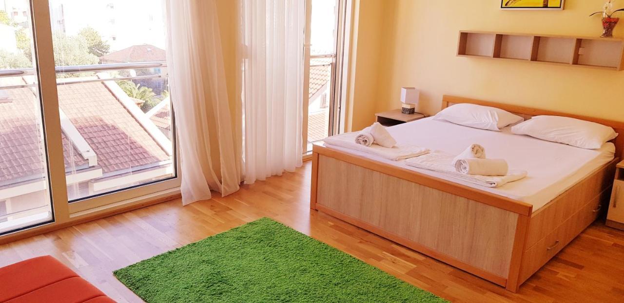 Olimp Lux Hotel Budva Buitenkant foto